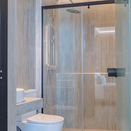 Poseidon Hotel 2*