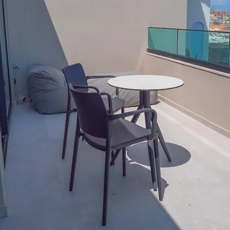 Poseidon Hotel 2*